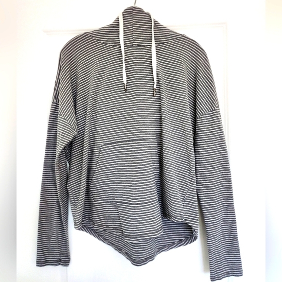 Cocolatte womens striped long sleeved pullover t-shirt size 10 - Picture 1 of 4